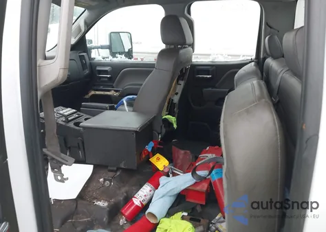 2015 Chevrolet Silverado 3500Hd Wt from USA, damaged, VIN 1GB2KYEG5FZ519528